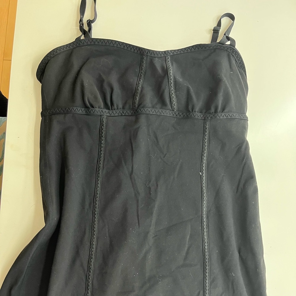 Black small/medium Lululemon nice fitting black spaghetti strap tank top
